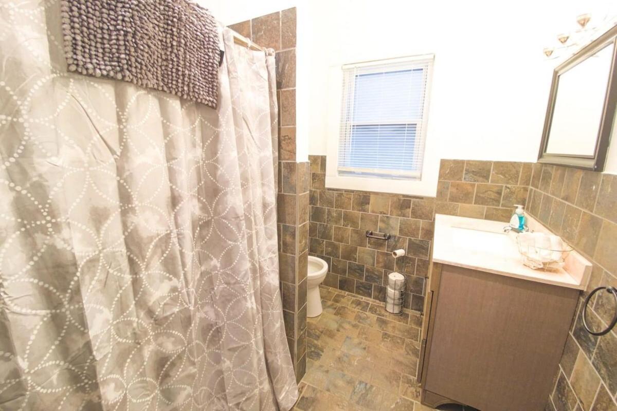 Large 6Br, 2 Bath In Niagara Falls Exteriér fotografie