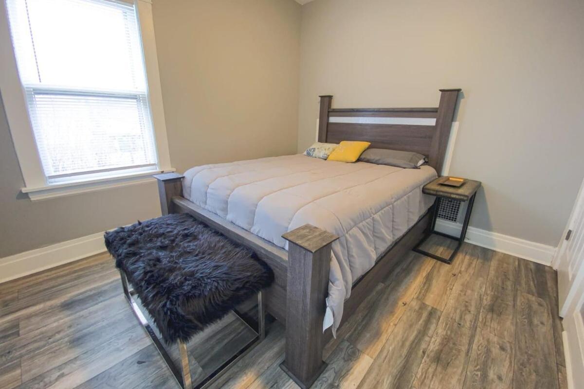 Large 6Br, 2 Bath In Niagara Falls Exteriér fotografie