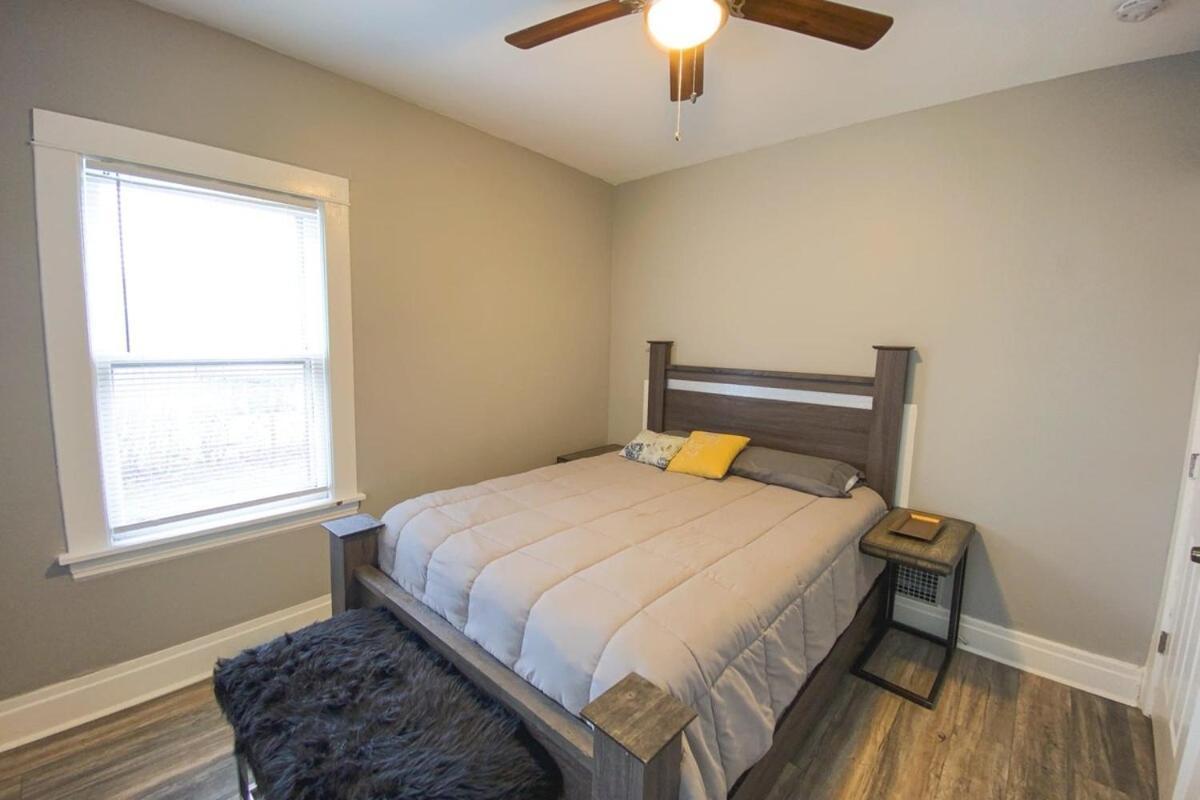Large 6Br, 2 Bath In Niagara Falls Exteriér fotografie